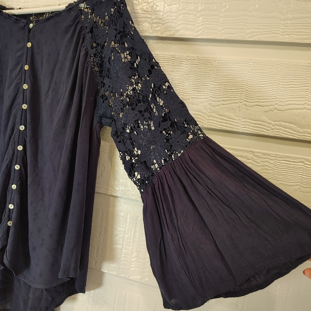 MIDNIGHT VELVET WOMENS 1X BOHO CROCHET NAVY BLUE BELL SLEEVE PEASANT GYPSY - Picture 3 of 9